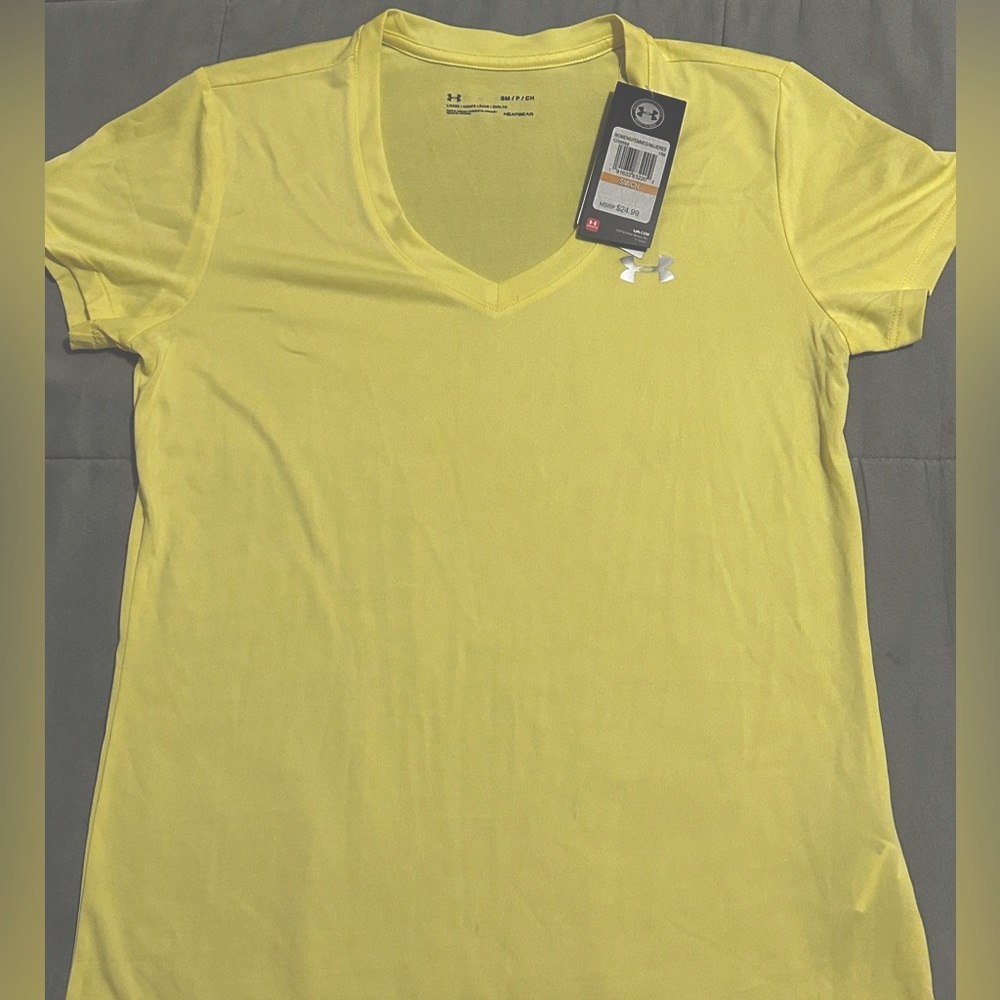 Women’s Under Armour t-shirt